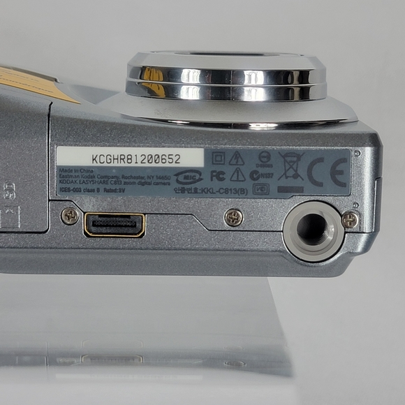 Kodak EasyShare C813 8.2 Megapixels Digital Camera Silver 1GB SD TESTED WORKS - Picture 9 of 13